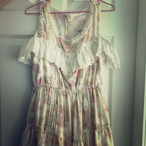 BNWT Floral Romper Japanese Brand Liz Lisa